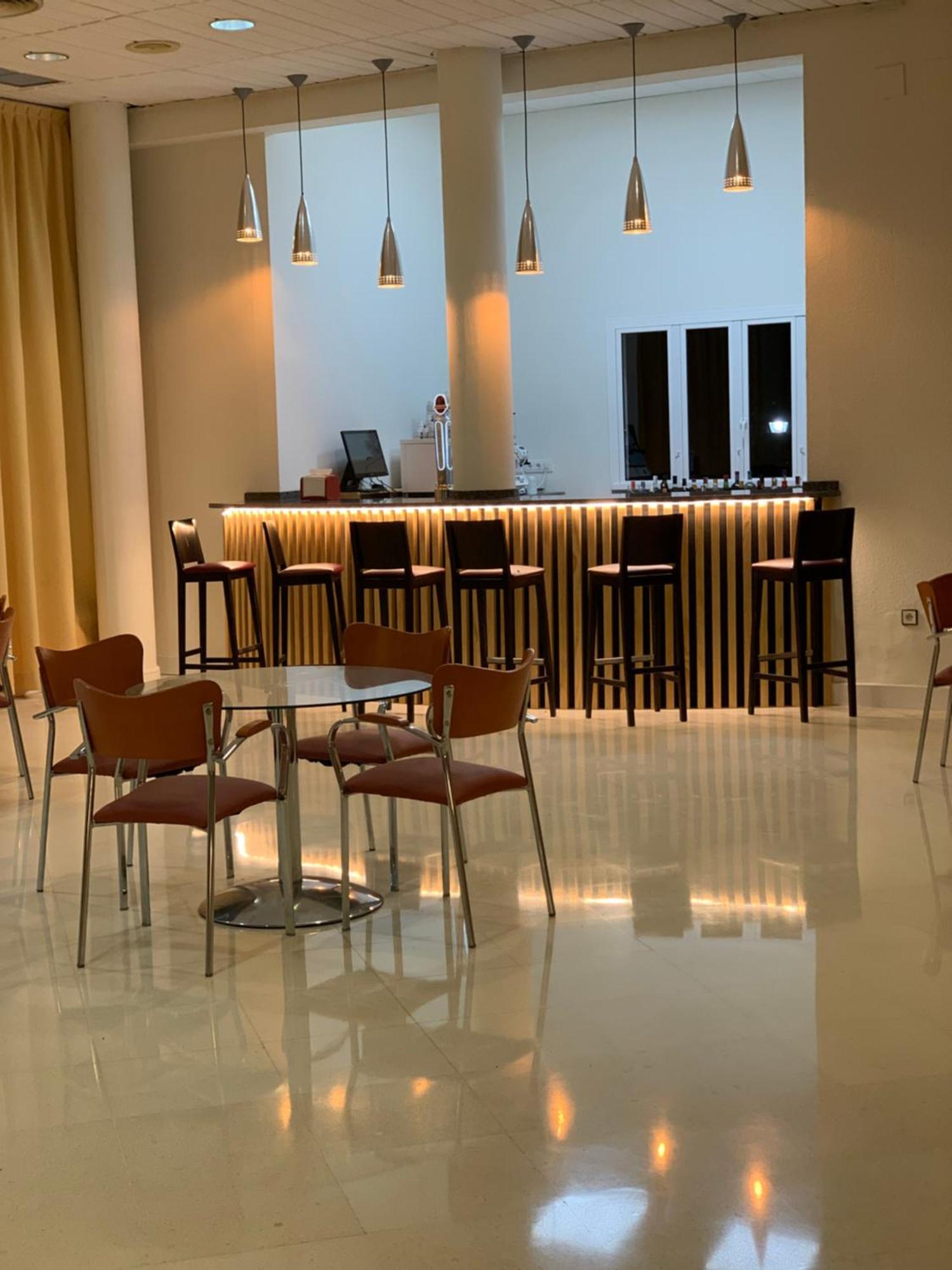 Hospedium Hotel Blu Torre De Sevilla Torre de la Reina Zewnętrze zdjęcie