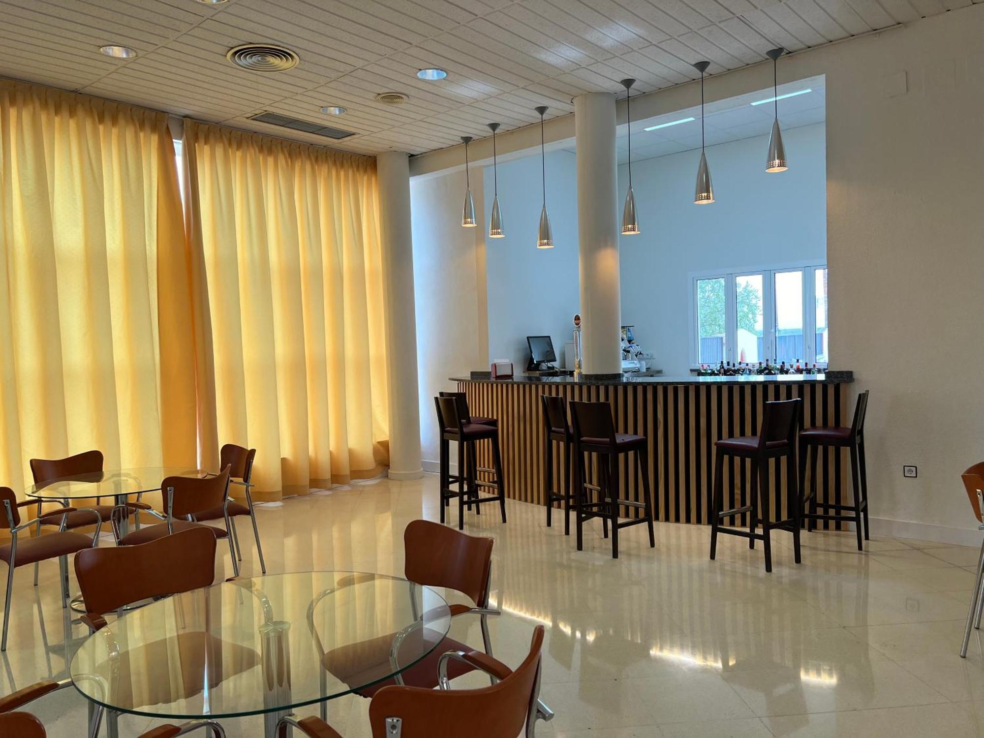 Hospedium Hotel Blu Torre De Sevilla Torre de la Reina Zewnętrze zdjęcie