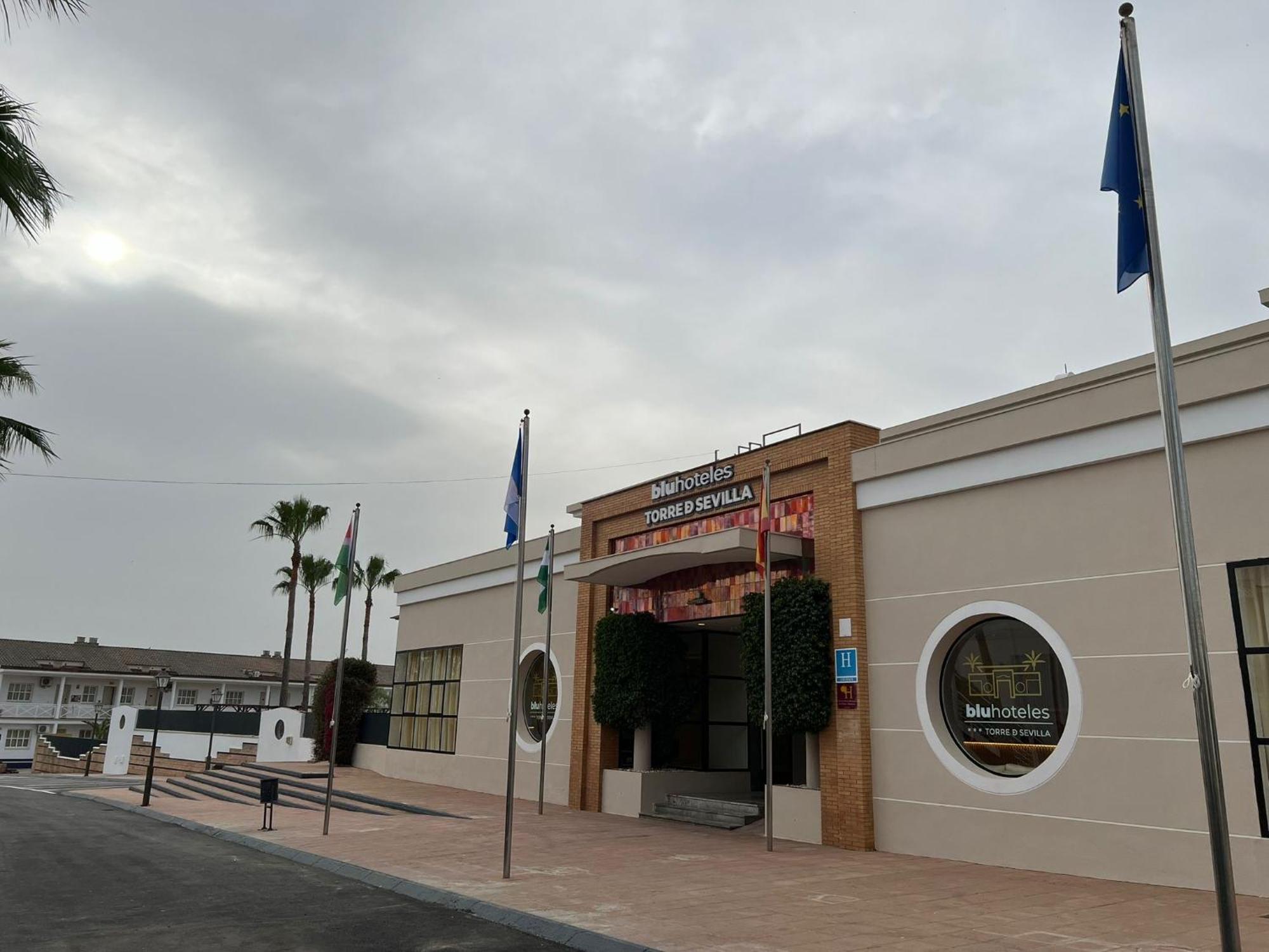Hospedium Hotel Blu Torre De Sevilla Torre de la Reina Zewnętrze zdjęcie