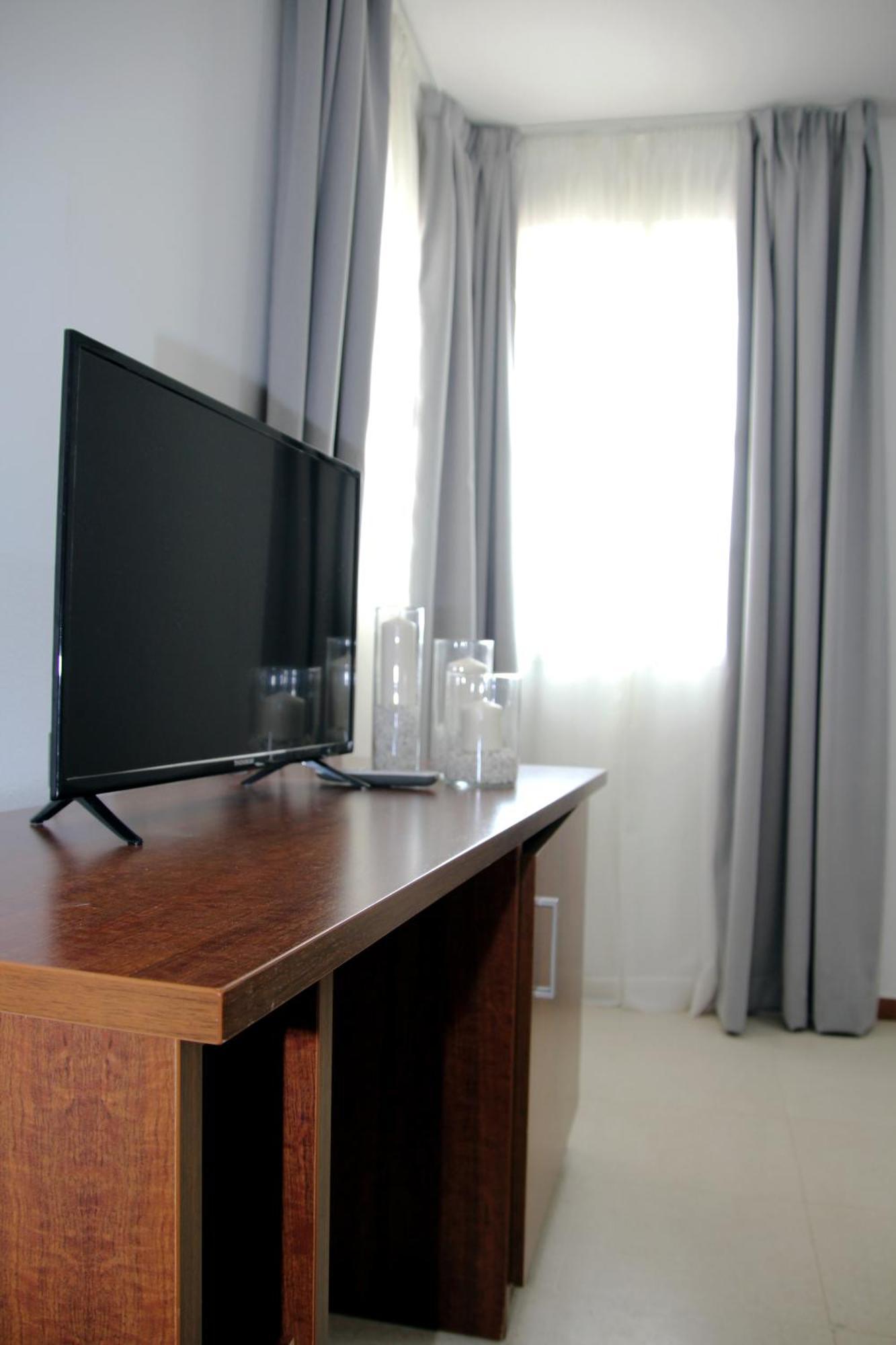 Hospedium Hotel Blu Torre De Sevilla Torre de la Reina Zewnętrze zdjęcie