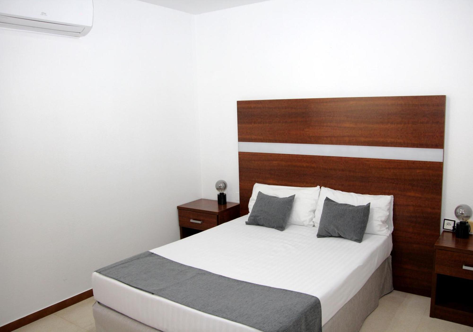 Hospedium Hotel Blu Torre De Sevilla Torre de la Reina Zewnętrze zdjęcie